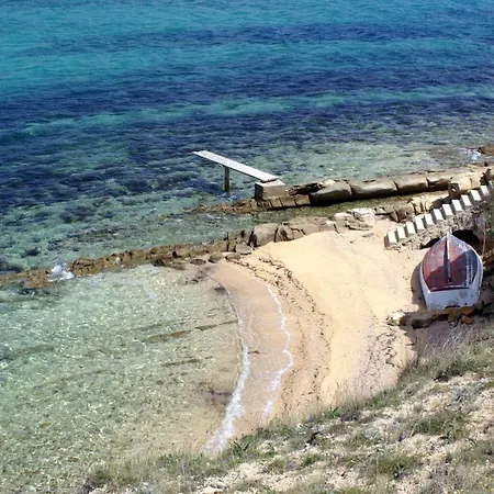 アパート Seaside With A Swimming Pool Pag - 17752 *