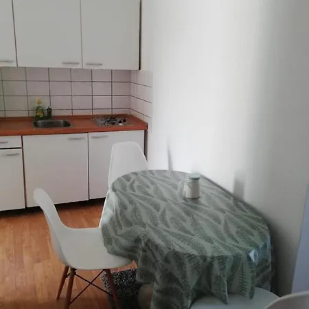 Seaside With A Swimming Pool Pag - 17752 アパート パグ